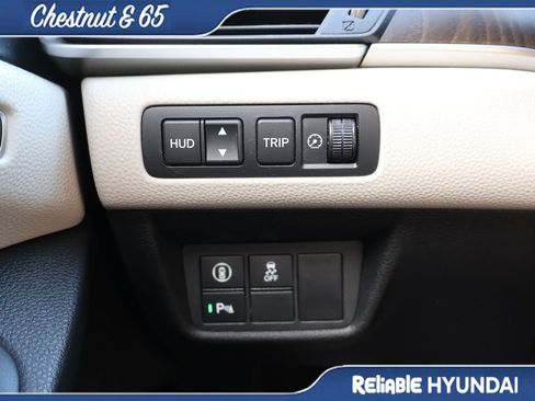 Used 2019 Honda Accord Touring image 31