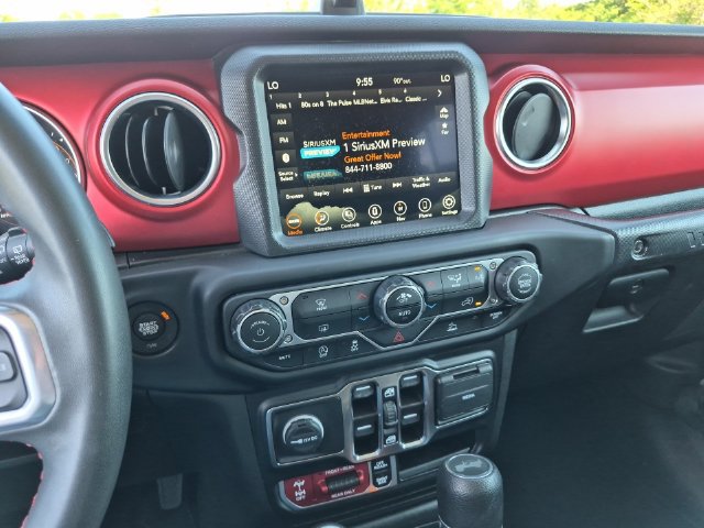 Used 2023 Jeep Wrangler Unlimited Rubicon AWD/4WD image 24