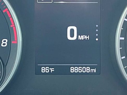 Used 2018 Hyundai Elantra Sport FWD image 8
