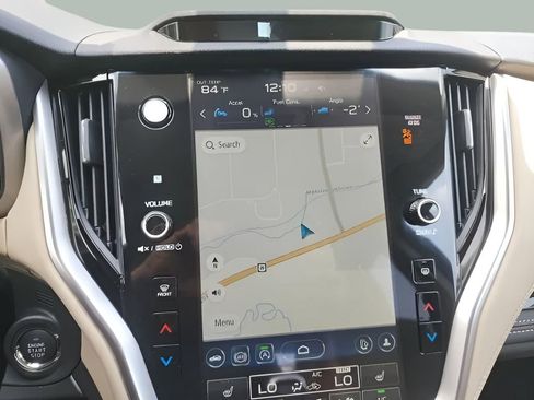 Used 2025 Subaru Outback Limited image 14