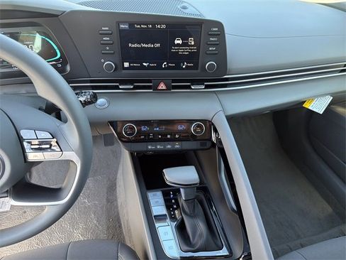 New 2026 Hyundai Elantra Blue image 27