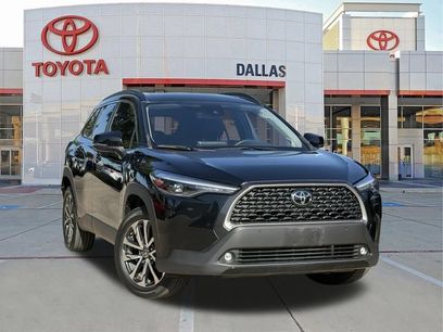 Used 2022 Toyota Corolla Cross XLE w/ Convenience Package