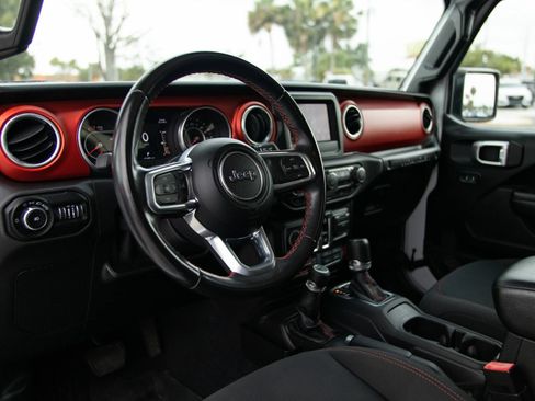 Used 2021 Jeep Wrangler Rubicon AWD/4WD image 19