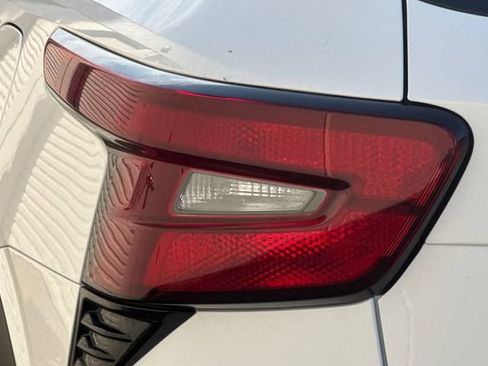 Used 2025 Chevrolet Trax LT w/ LT Convenience Package image 44