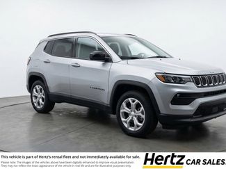 Used 2025 Jeep Compass Latitude video 1