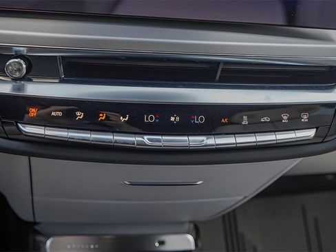 New 2025 Cadillac Lyriq Luxury image 12