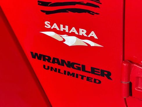 Used 2014 Jeep Wrangler Unlimited Sahara w/ Katzin Premium Leather Group AWD/4WD image 14