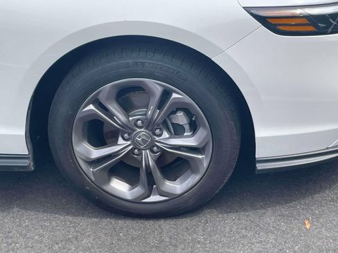 Certified 2024 Honda Accord EX image 8