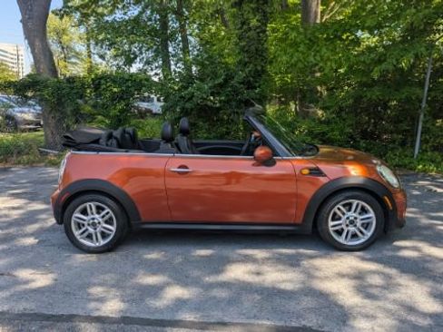Used 2012 MINI Cooper Convertible FWD image 17