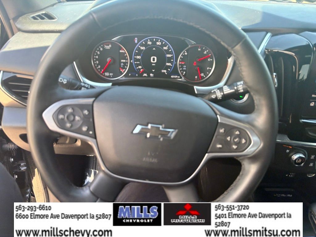 Used 2023 Chevrolet Traverse Premier w/ Redline Edition AWD/4WD image 13