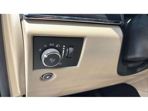 Used 2021 Jeep Grand Cherokee Limited AWD/4WD image 18