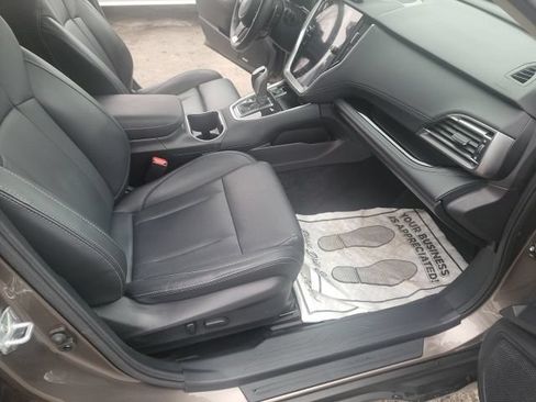 Used 2022 Subaru Outback Limited AWD/4WD image 12