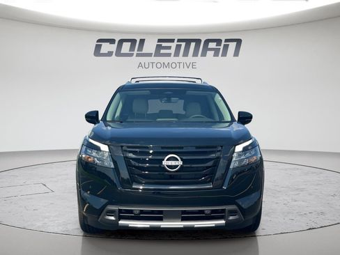 New 2025 Nissan Pathfinder SL w/ Black Appearance Package image 8