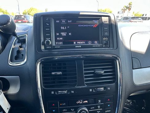 Used 2019 Dodge Grand Caravan GT FWD image 26