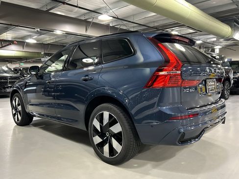 Certified 2024 Volvo XC60 T8 Ultimate w/ Climate Package AWD/4WD image 6