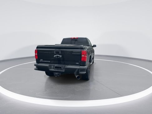 Used 2019 Chevrolet Silverado 2500 LTZ w/ Duramax Plus Package image 10