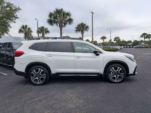 Used 2024 Subaru Ascent Limited w/ Technology Package AWD/4WD image 2