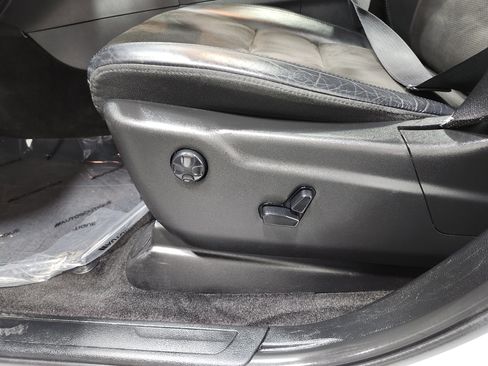 Used 2019 Jeep Grand Cherokee Altitude image 27