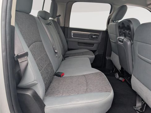Used 2019 RAM 1500 Big Horn AWD/4WD image 12