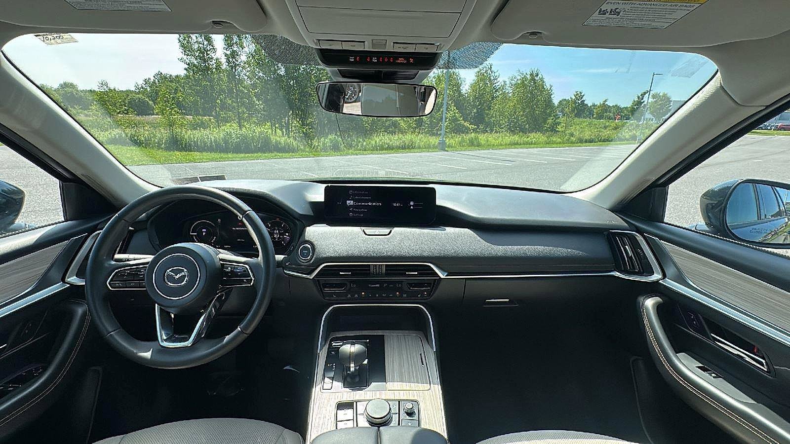 Used 2024 MAZDA CX-90 Plug-In Hybrid w/ Preferred AWD/4WD image 29