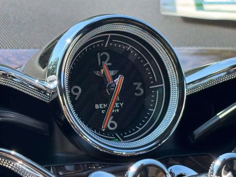 New 2025 Bentley Bentayga Extended Wheelbase image 57