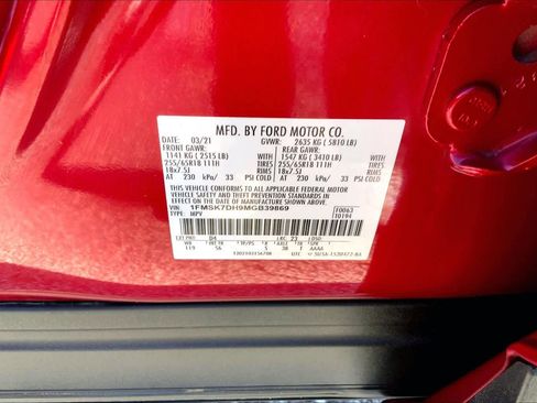 Certified 2021 Ford Explorer XLT w/ Equipment Group 202A image 32