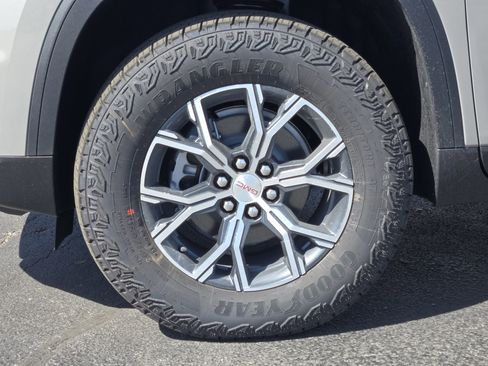 New 2026 GMC Acadia AT4 w/ Luxury Package image 9