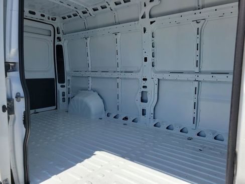 New 2026 RAM ProMaster 2500 w/ Quick Order Package 22G SLT FWD image 8