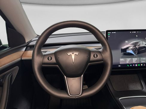Used 2024 Tesla Model Y Performance AWD/4WD image 8