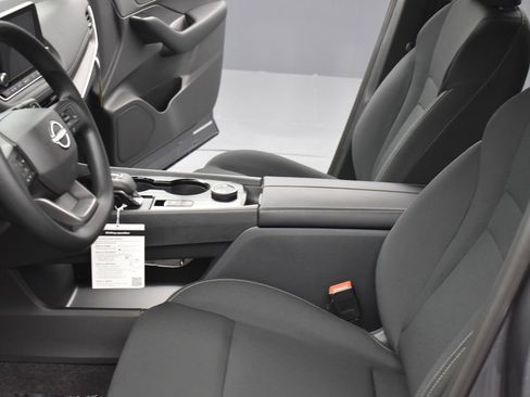 New 2026 Nissan Rogue S image 16