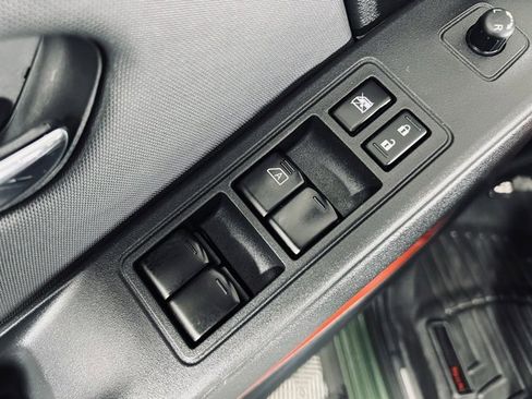 Used 2022 Nissan Frontier PRO-4X w/ Technology Package image 20