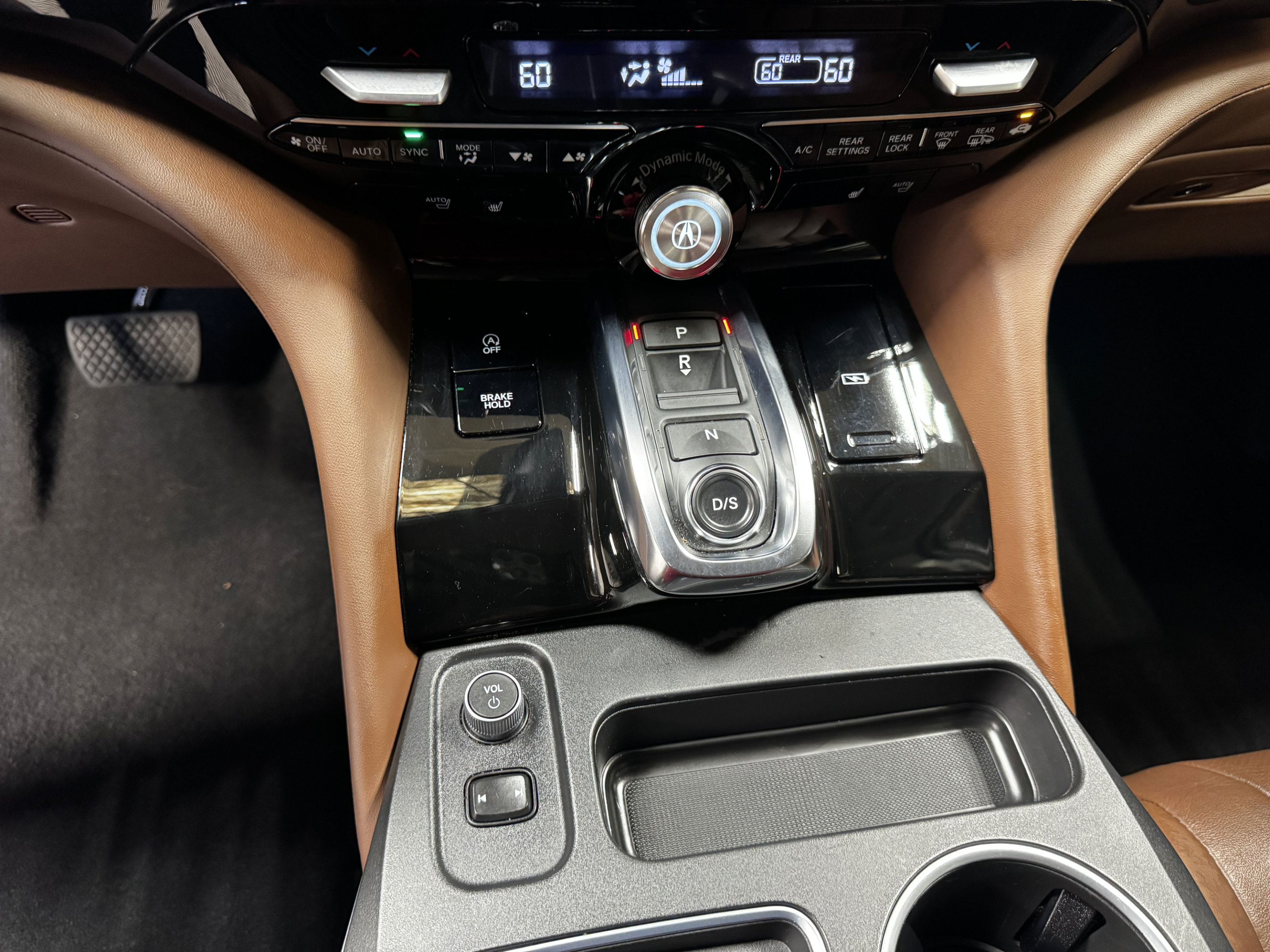 Certified 2025 Acura MDX w/ Technology Package AWD/4WD image 27