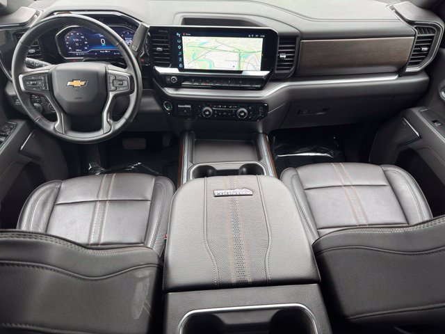 Used 2025 Chevrolet Silverado 3500 High Country w/ Technology Package AWD/4WD image 13