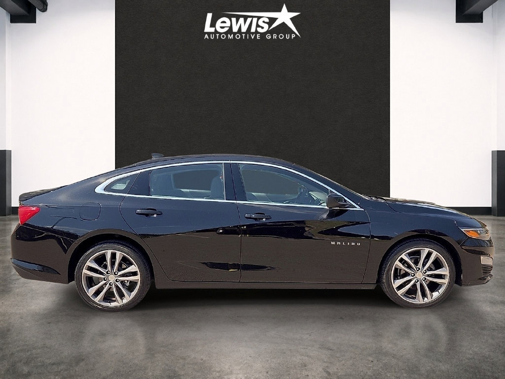 Used 2025 Chevrolet Malibu LT FWD image 5