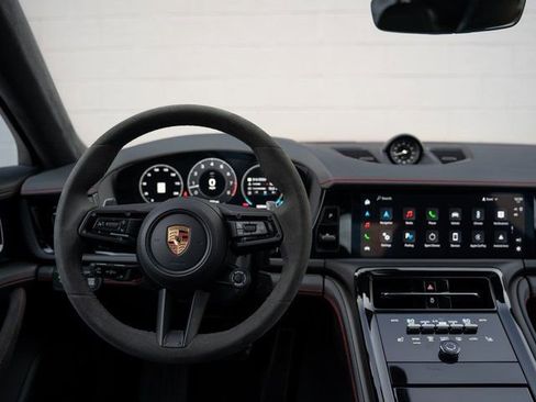 Certified 2025 Porsche Panamera GTS AWD/4WD image 22