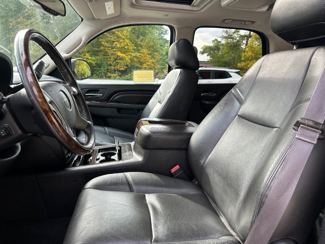 Used 2013 GMC Yukon Denali AWD/4WD image 35