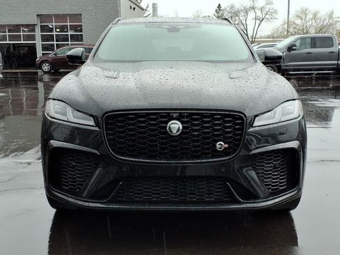 Used 2024 Jaguar F-PACE SVR AWD/4WD image 8