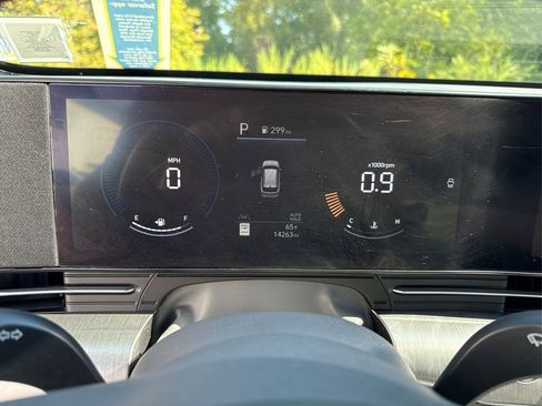 Used 2024 Hyundai Kona SEL image 21