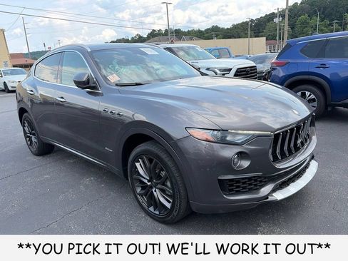 Used 2019 Maserati Levante GranLusso AWD/4WD image 1