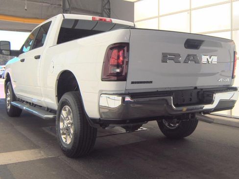 Used 2026 RAM 2500 Big Horn AWD/4WD image 6