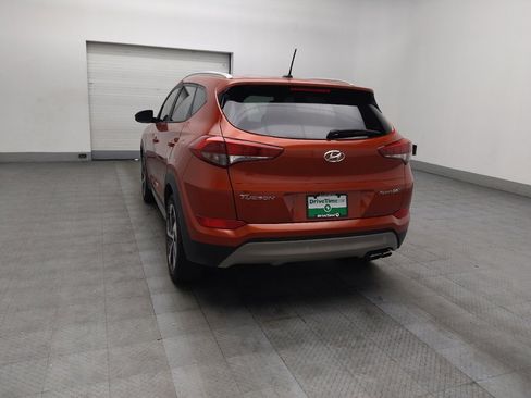 Used 2017 Hyundai Tucson Sport image 5