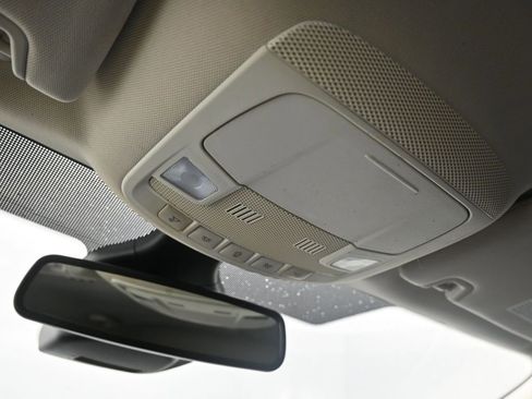 Used 2022 Ford Edge SEL w/ Convenience Package image 19