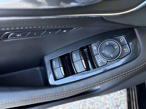 Certified 2025 Cadillac CT5 V w/ Technology Package image 23