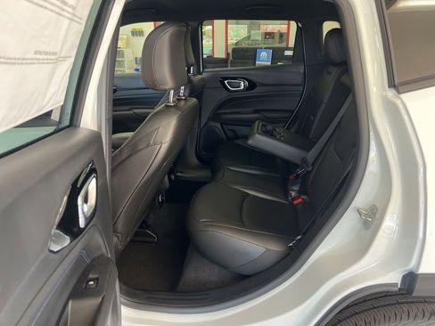 New 2026 Jeep Compass Limited image 21