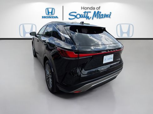 Used 2024 Lexus RX 350 AWD w/ Convenience Package image 5