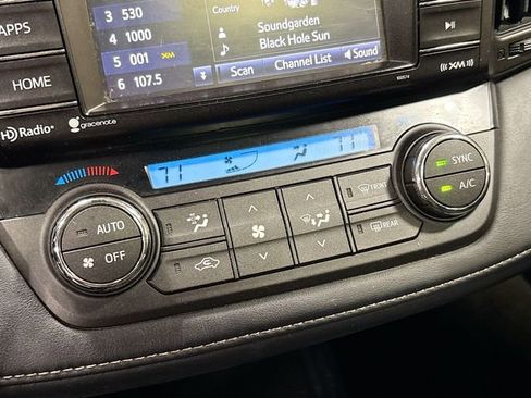 Used 2018 Toyota RAV4 XLE w/ Plus Extra Value Package AWD/4WD image 17