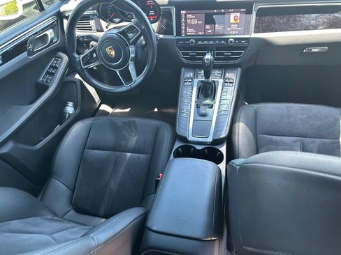 Used 2019 Porsche Macan AWD/4WD image 5