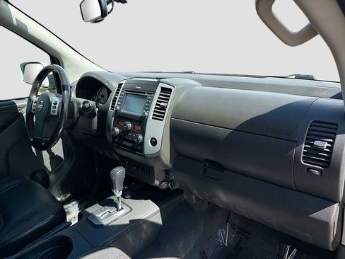 Used 2020 Nissan Frontier PRO-4X w/ Pro-4x Utility Package AWD/4WD image 29
