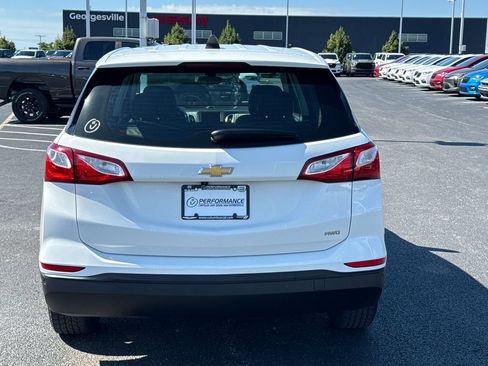 Used 2020 Chevrolet Equinox LS AWD/4WD image 4