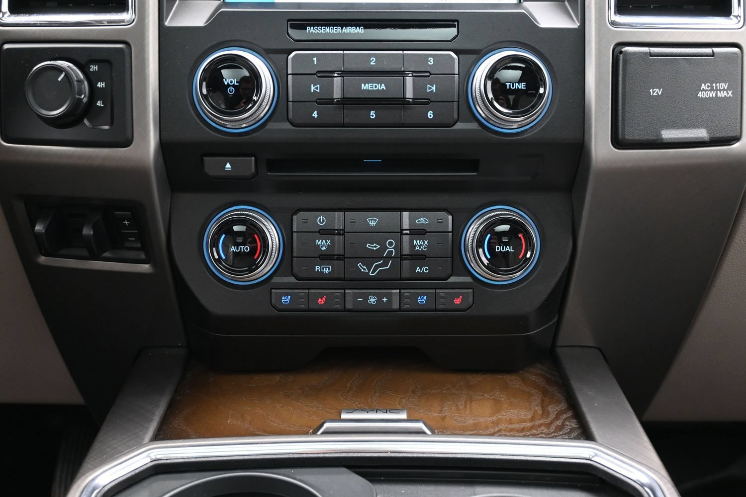Used 2018 Ford F450 Limited AWD/4WD image 37